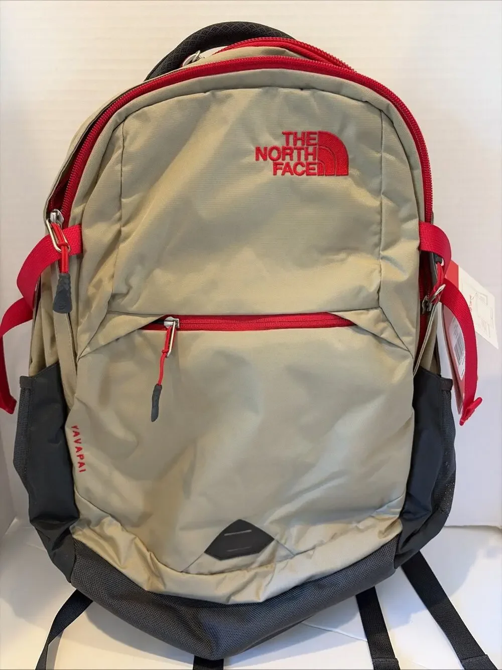 NEW! North Face Yavapai backpack, Tan Red & gray, many pockets, laptop sleeve